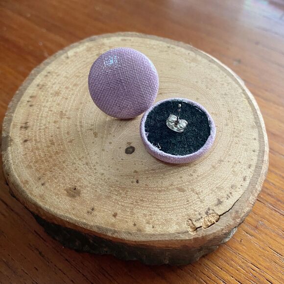 Upcycled Lavender Linen Napkin Round Button Earrings - Picture 2 of 3